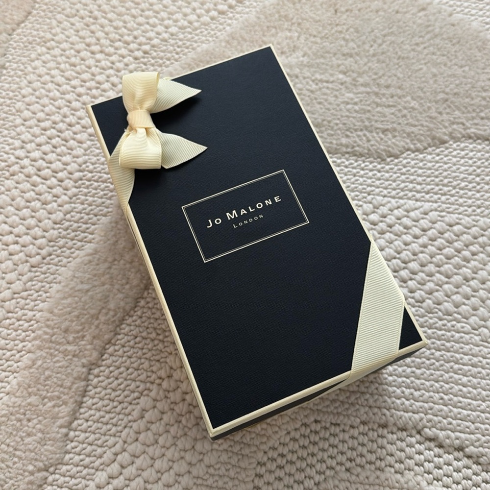 Jo Malone gift box